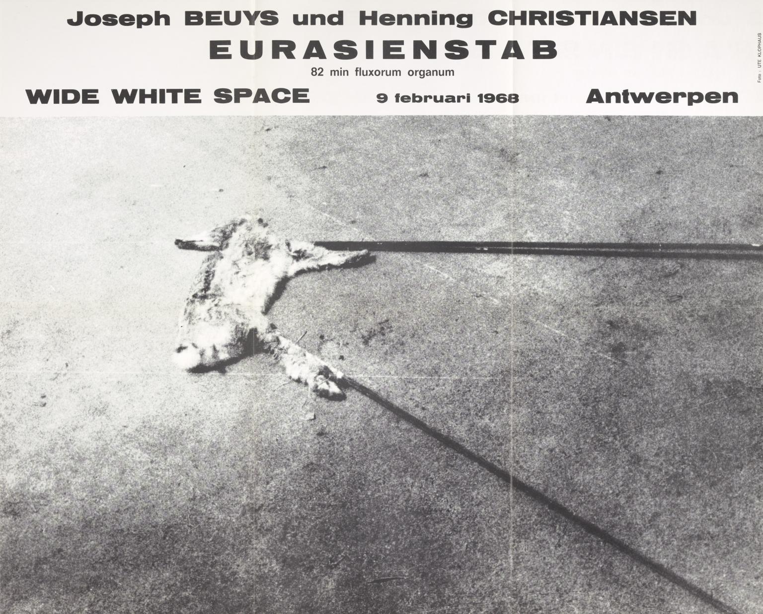 Joseph Beuys und Henning Christiansen. Eurasienstab. 1968