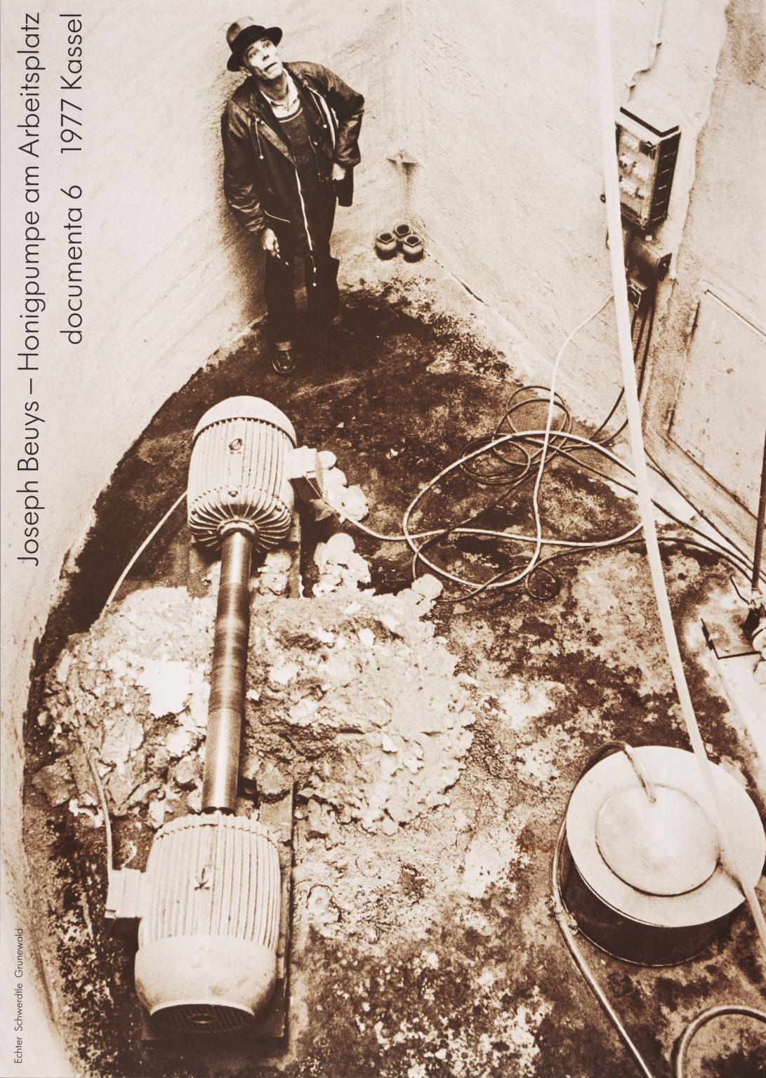 Joseph Beuys – Honigpumpe am Arbeitsplatz. 1977
