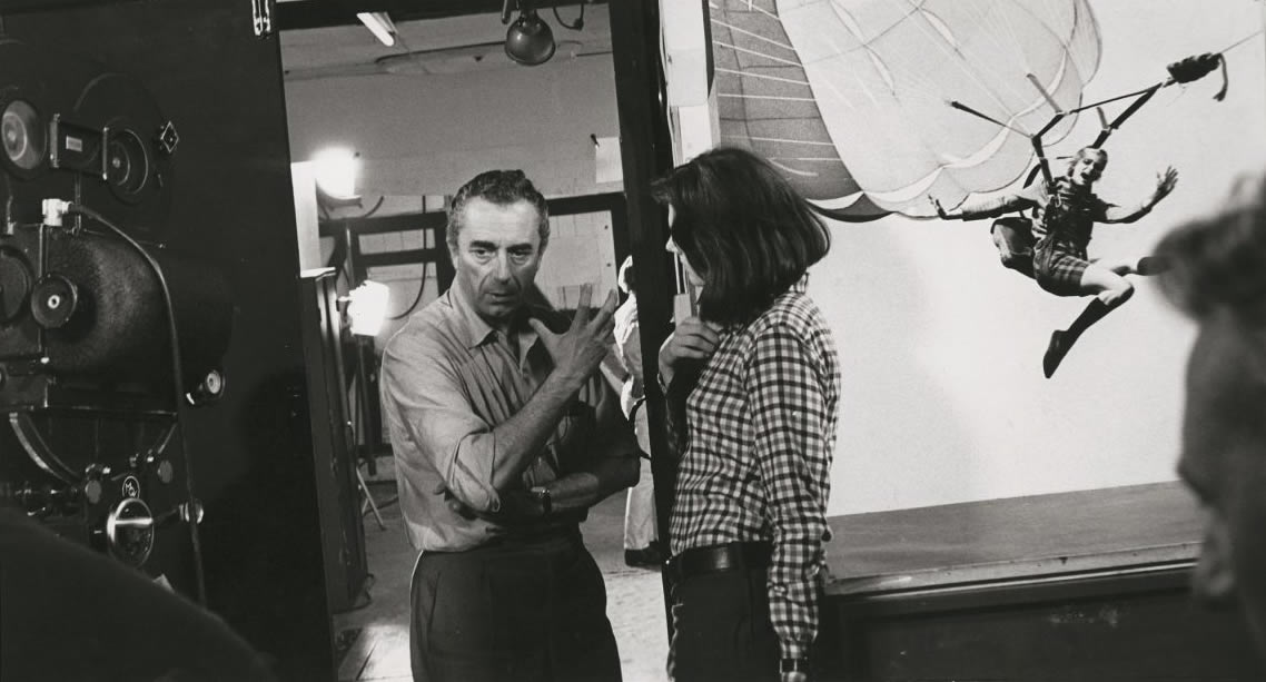Blow-Up (1966), Michelangelo Antonioni, Vanessa Redgrave, production still, Arthur Evans.